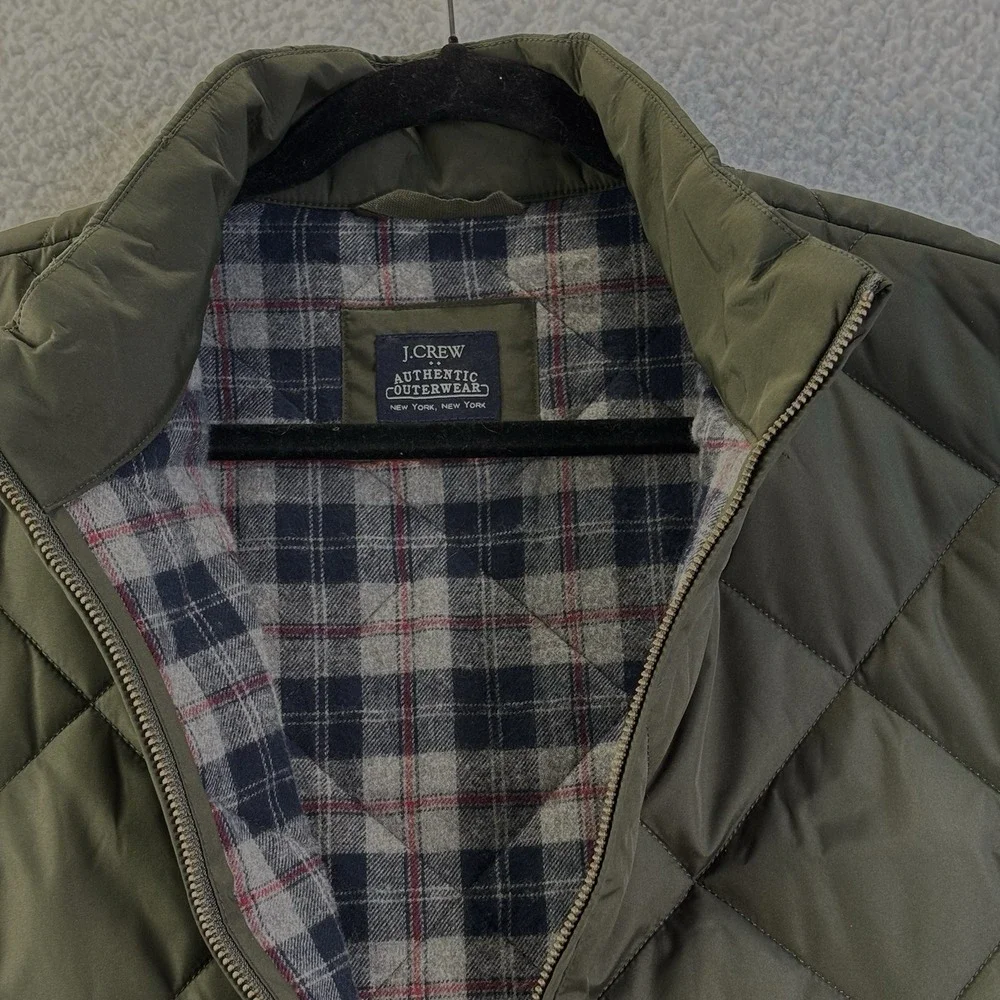 J CREW Vest Mens L Black Walker Quilted Full Zip Authentic Outerwear Pocket Walk